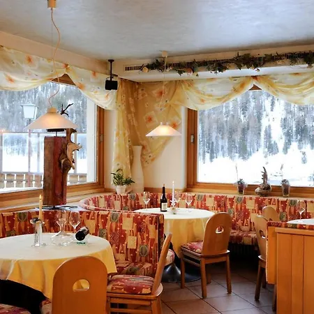 Sport Robert 3* Solda