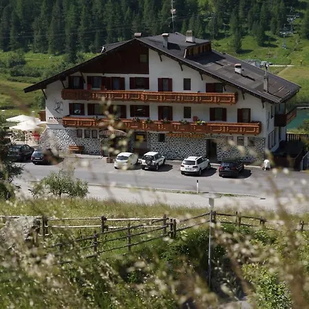 Hotel Sport Robert 3*